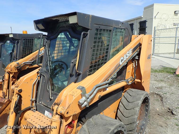 image for item DF1058 2007 Case 440 skid steer