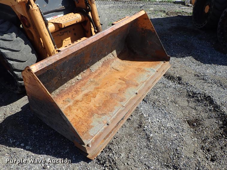image for item DF1058 2007 Case 440 skid steer