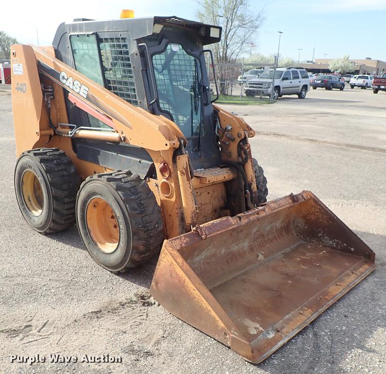 image for item DF1059 2007 Case 440 skid steer