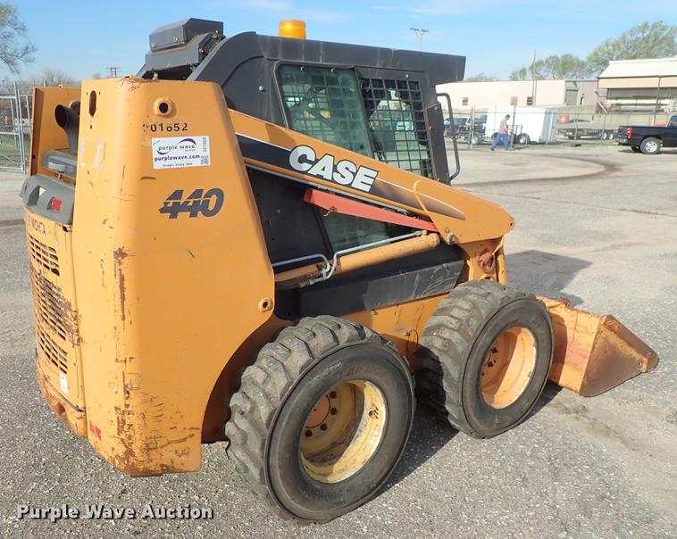 image for item DF1059 2007 Case 440 skid steer