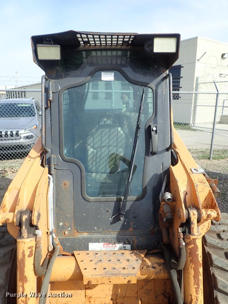 image for item DF1059 2007 Case 440 skid steer