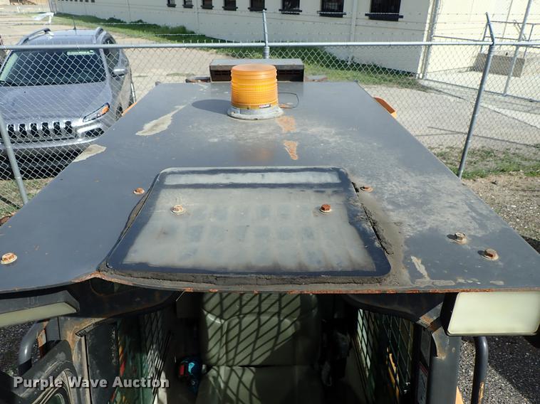 image for item DF1059 2007 Case 440 skid steer