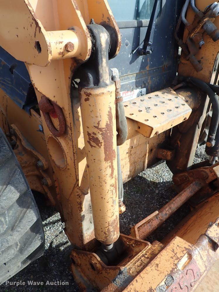 image for item DF1059 2007 Case 440 skid steer