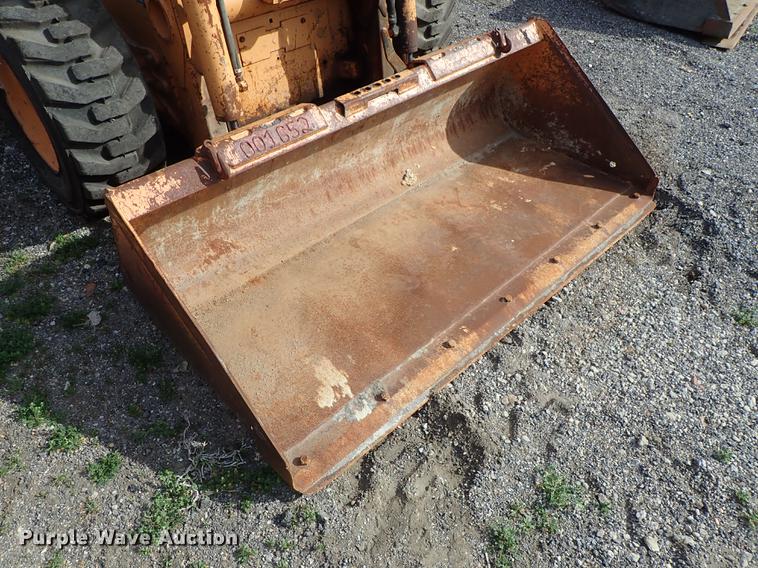 image for item DF1059 2007 Case 440 skid steer