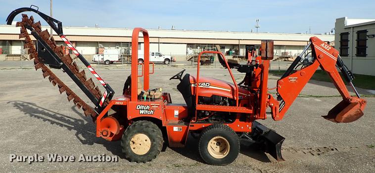 image for item DF1060 2008 Ditch Witch RT40 trencher