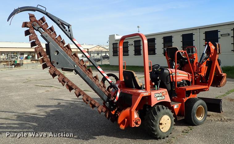 image for item DF1060 2008 Ditch Witch RT40 trencher