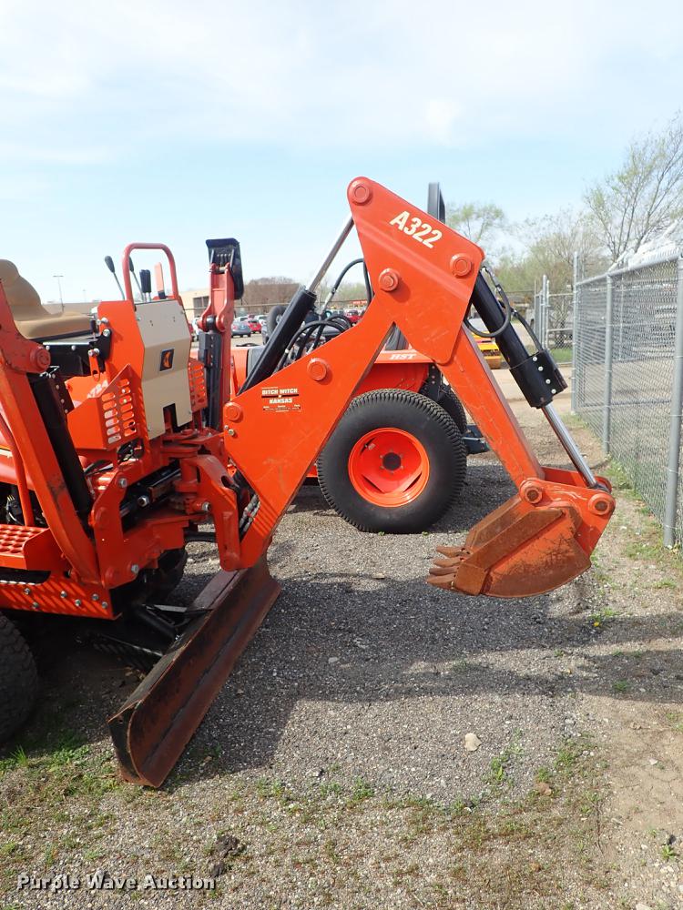 image for item DF1060 2008 Ditch Witch RT40 trencher