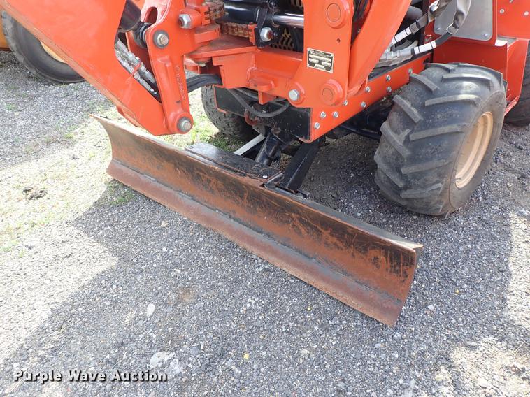 image for item DF1060 2008 Ditch Witch RT40 trencher