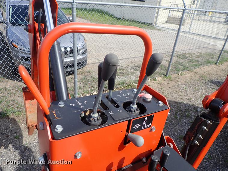 image for item DF1060 2008 Ditch Witch RT40 trencher