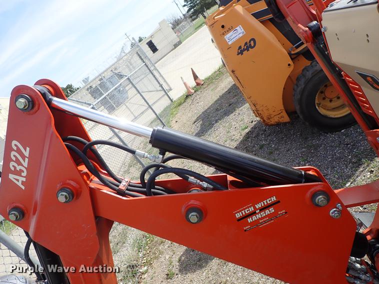 image for item DF1060 2008 Ditch Witch RT40 trencher