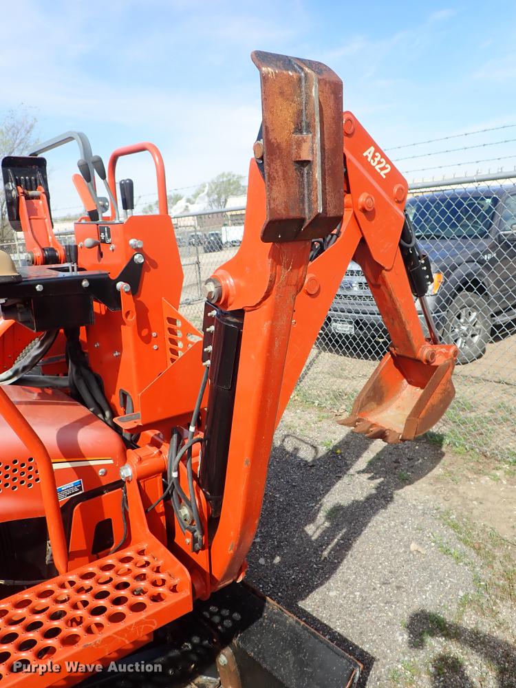 image for item DF1060 2008 Ditch Witch RT40 trencher