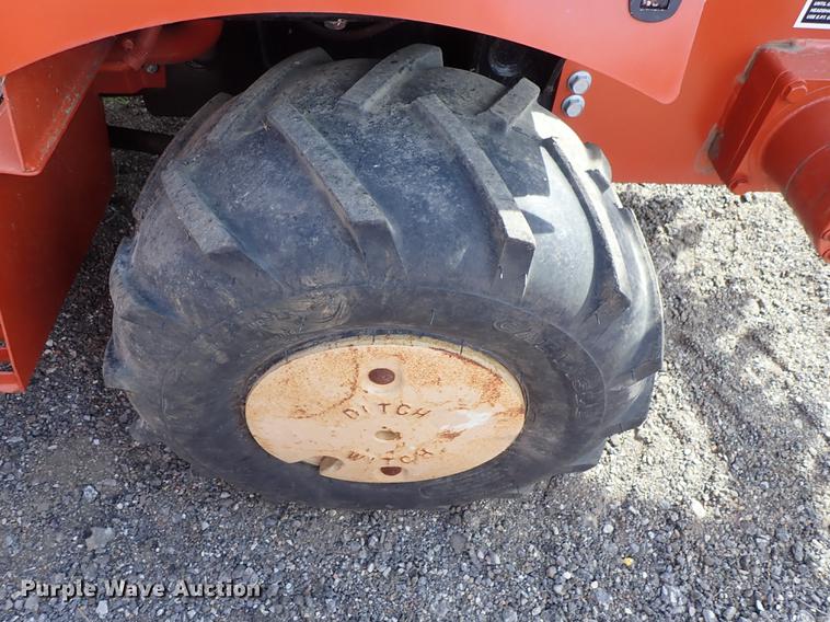 image for item DF1060 2008 Ditch Witch RT40 trencher