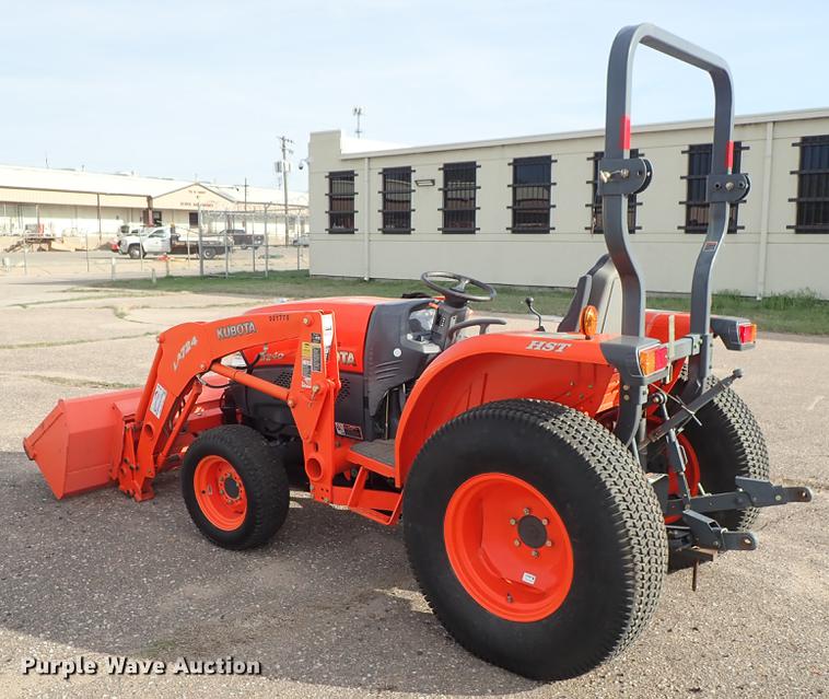 image for item DF1062 2008 Kubota L3240 HFWD tractor