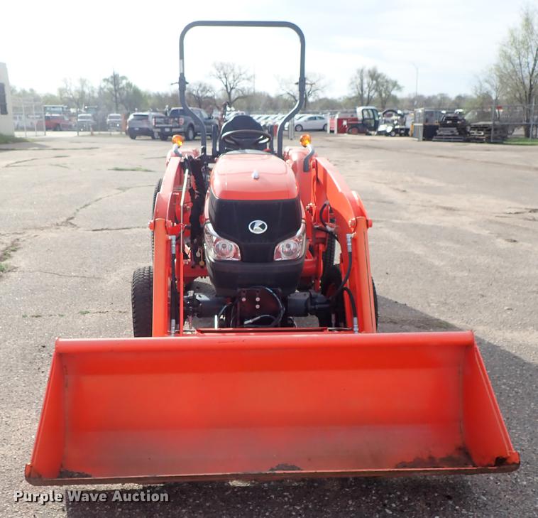 image for item DF1062 2008 Kubota L3240 HFWD tractor