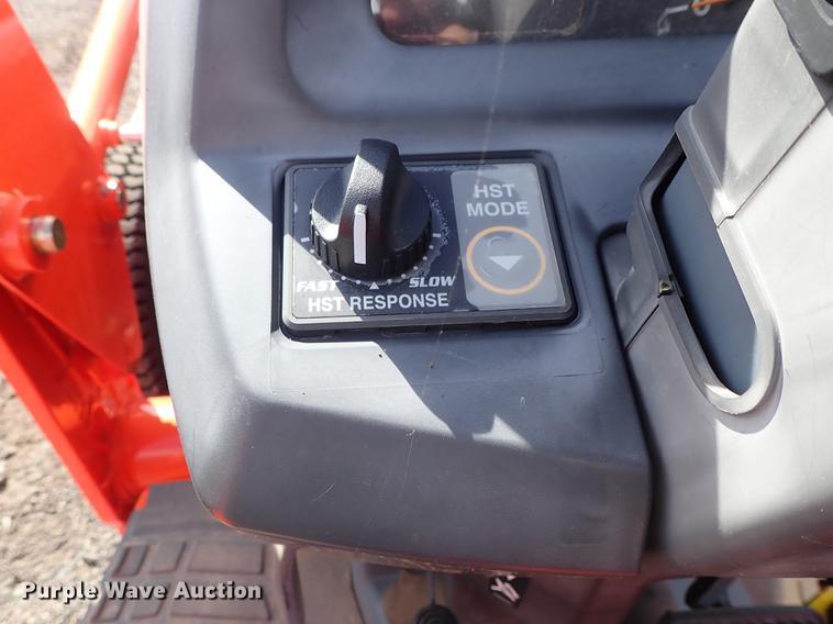 image for item DF1062 2008 Kubota L3240 HFWD tractor