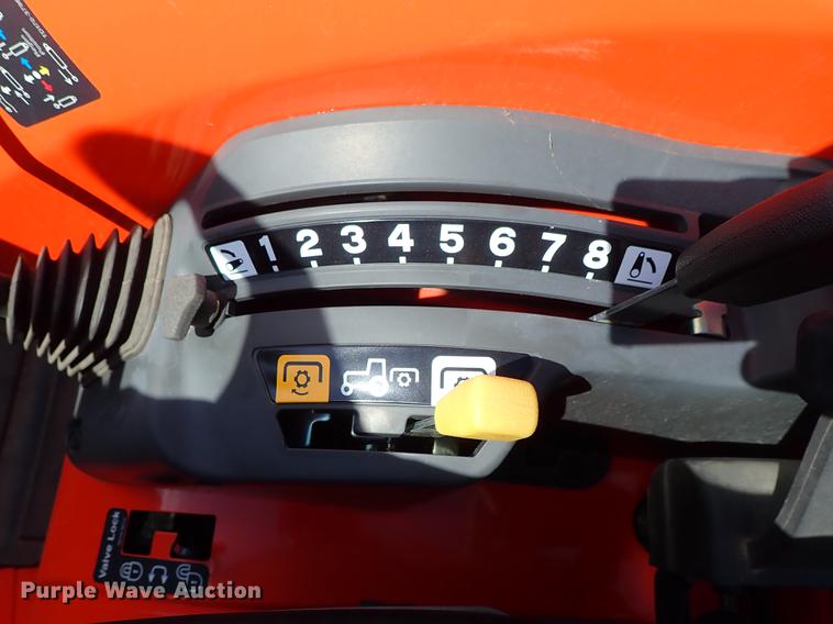 image for item DF1062 2008 Kubota L3240 HFWD tractor