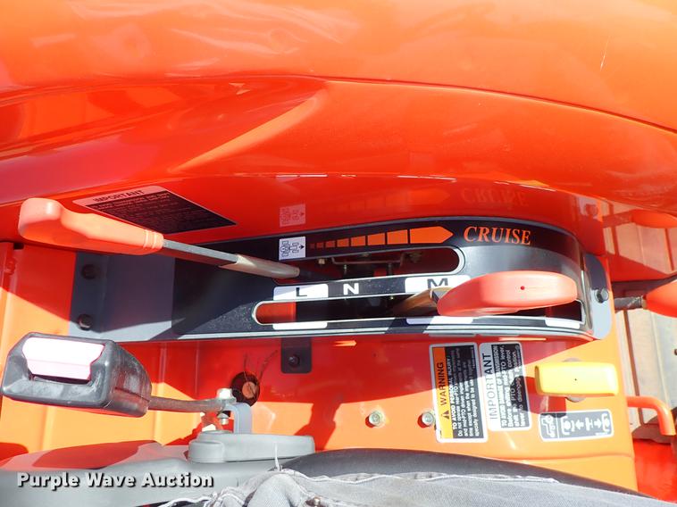 image for item DF1062 2008 Kubota L3240 HFWD tractor