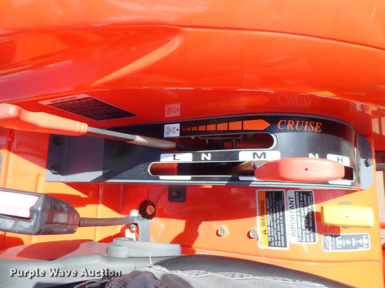 image for item DF1062 2008 Kubota L3240 HFWD tractor