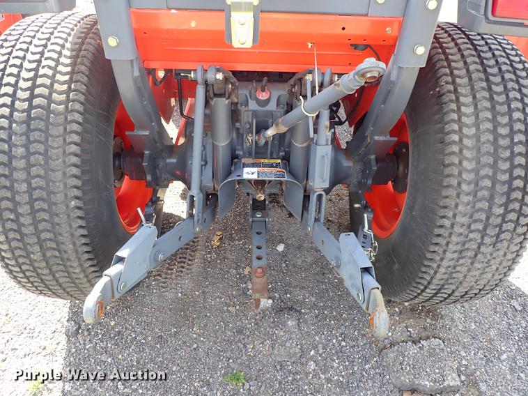 image for item DF1062 2008 Kubota L3240 HFWD tractor