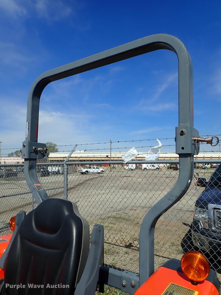 image for item DF1062 2008 Kubota L3240 HFWD tractor