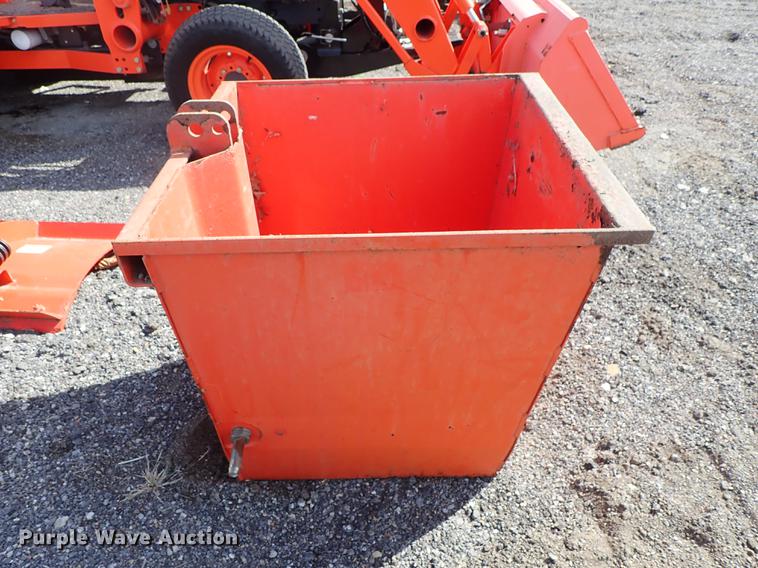 image for item DF1062 2008 Kubota L3240 HFWD tractor
