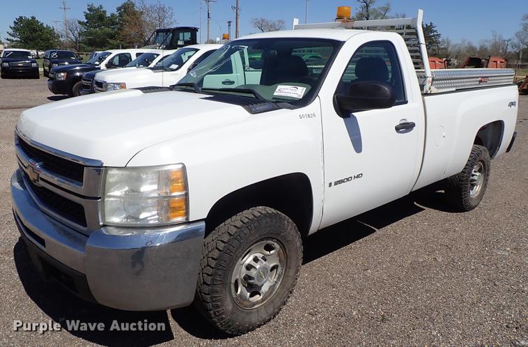 image for item DF1066 2008 Chevrolet Silverado 2500HD pickup truck
