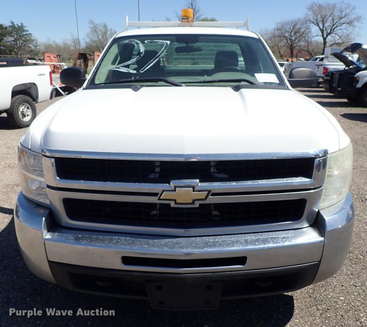 image for item DF1066 2008 Chevrolet Silverado 2500HD pickup truck