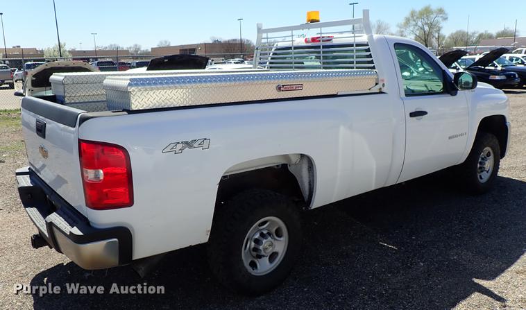 image for item DF1066 2008 Chevrolet Silverado 2500HD pickup truck