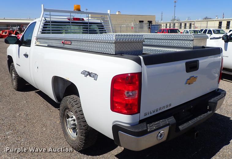 image for item DF1066 2008 Chevrolet Silverado 2500HD pickup truck