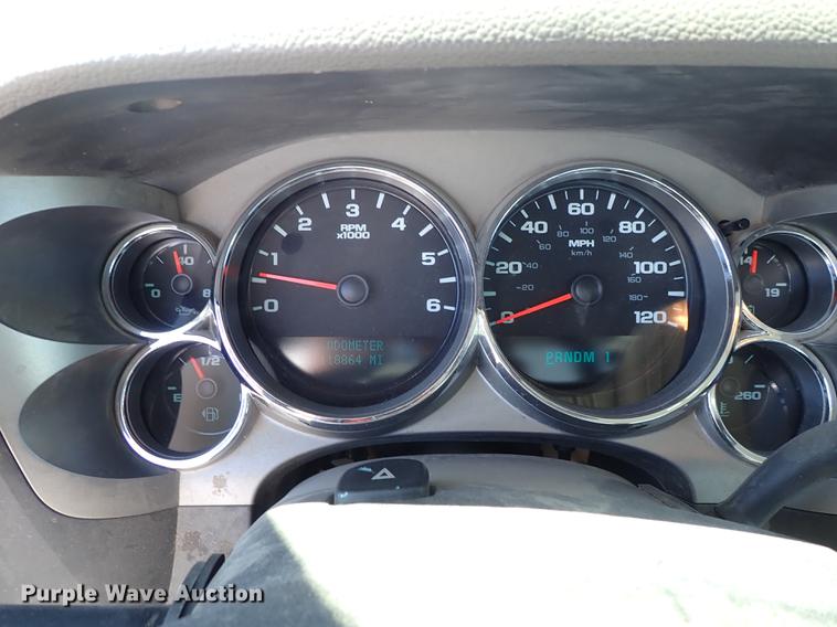 image for item DF1066 2008 Chevrolet Silverado 2500HD pickup truck