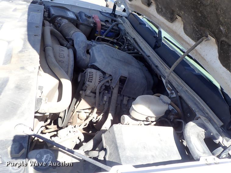 image for item DF1066 2008 Chevrolet Silverado 2500HD pickup truck