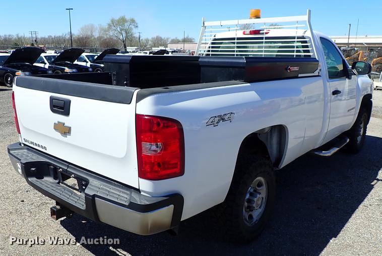 image for item DF1067 2008 Chevrolet Silverado 2500HD pickup truck