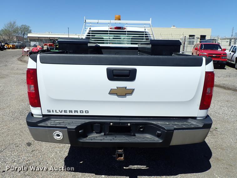 image for item DF1067 2008 Chevrolet Silverado 2500HD pickup truck
