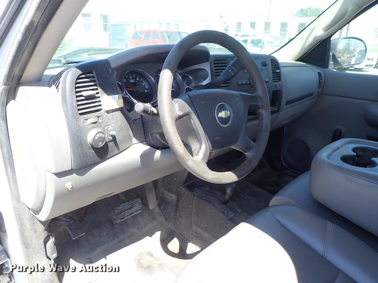 image for item DF1067 2008 Chevrolet Silverado 2500HD pickup truck