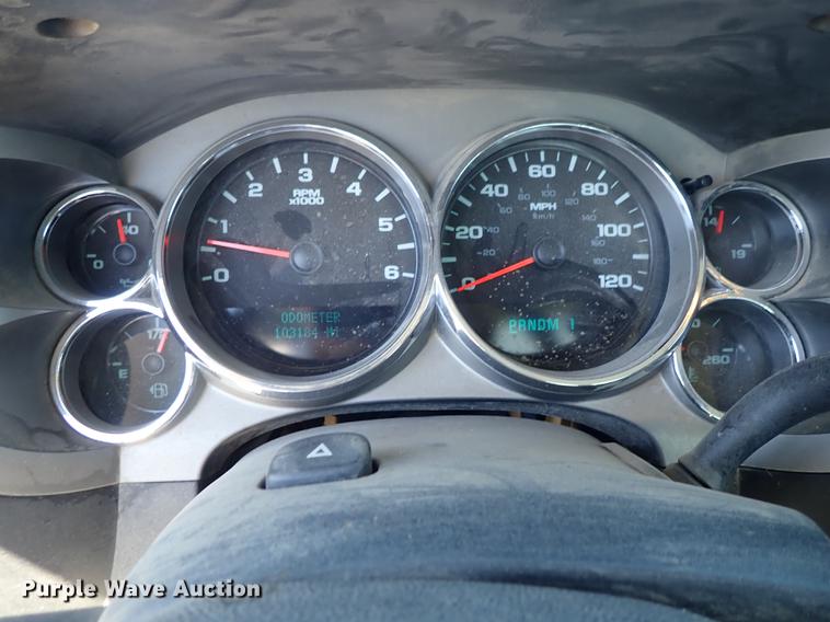 image for item DF1067 2008 Chevrolet Silverado 2500HD pickup truck