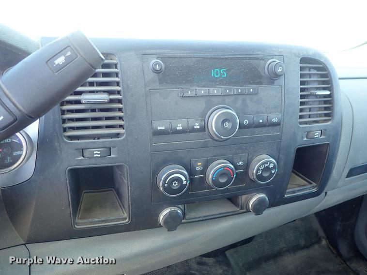 image for item DF1067 2008 Chevrolet Silverado 2500HD pickup truck