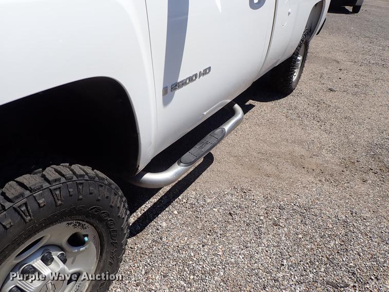 image for item DF1067 2008 Chevrolet Silverado 2500HD pickup truck