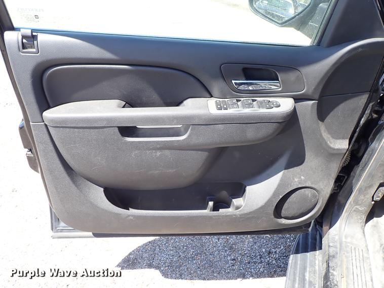 image for item DF1068 2014 Chevrolet Tahoe Police SUV