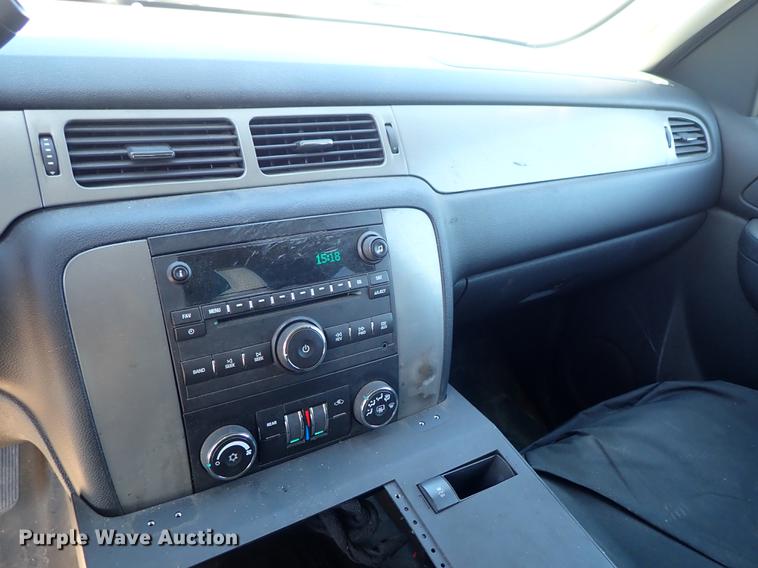 image for item DF1069 2013 Chevrolet Tahoe Police SUV