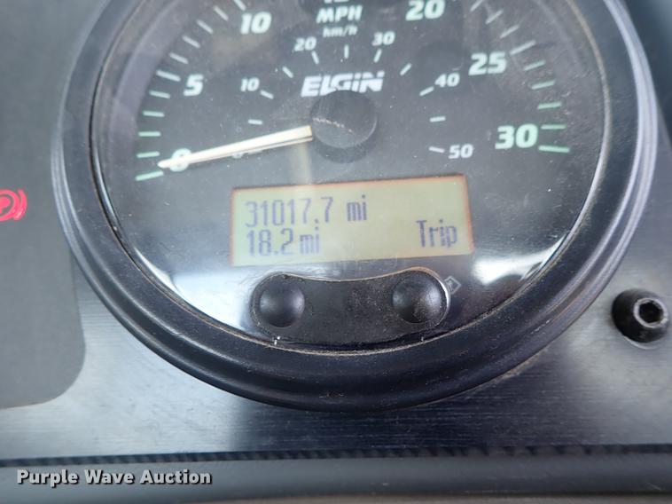 image for item DF1070 2013 Elgin Pelican NP street sweeper