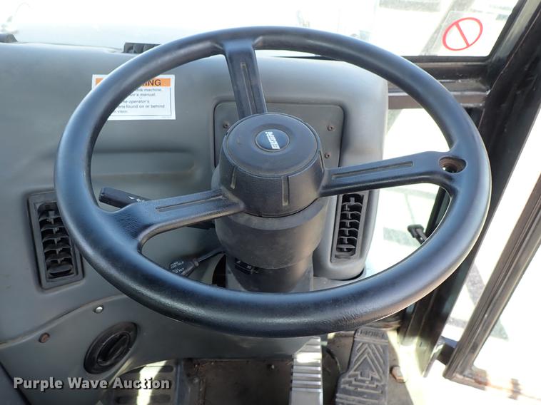 image for item DF1070 2013 Elgin Pelican NP street sweeper