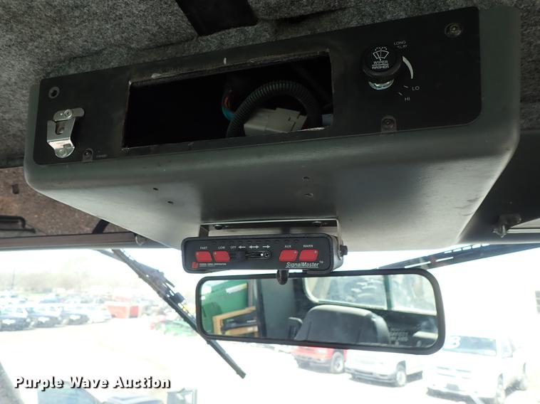 image for item DF1070 2013 Elgin Pelican NP street sweeper