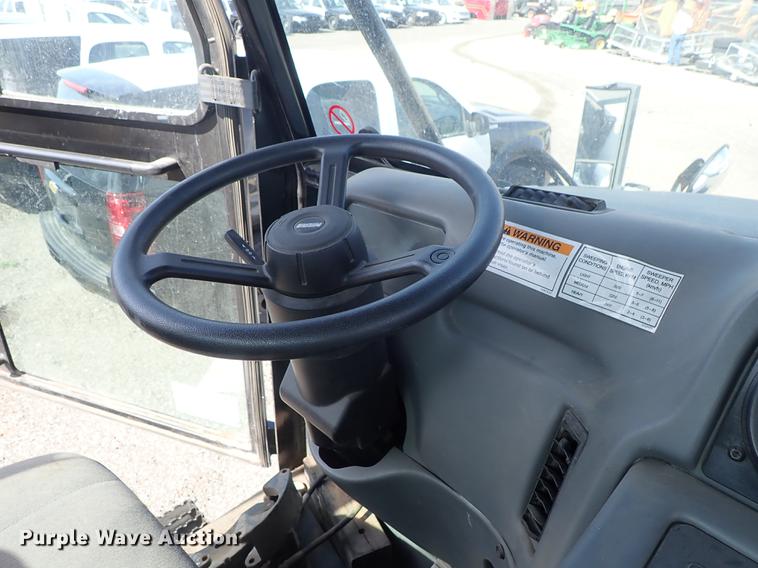 image for item DF1070 2013 Elgin Pelican NP street sweeper