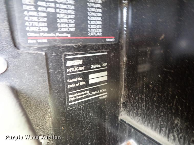 image for item DF1070 2013 Elgin Pelican NP street sweeper