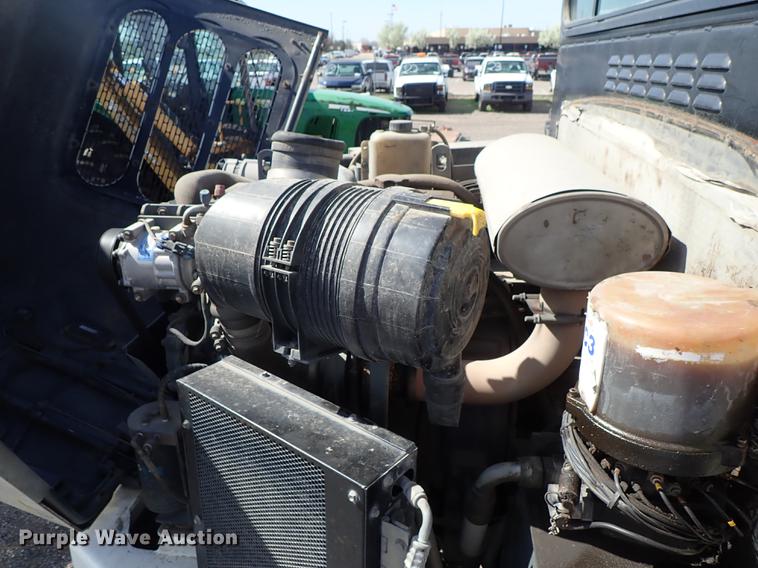 image for item DF1070 2013 Elgin Pelican NP street sweeper