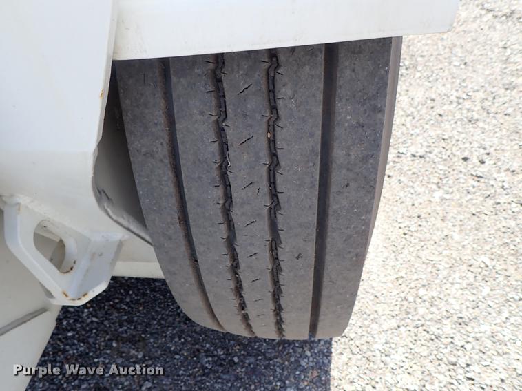 image for item DF1070 2013 Elgin Pelican NP street sweeper