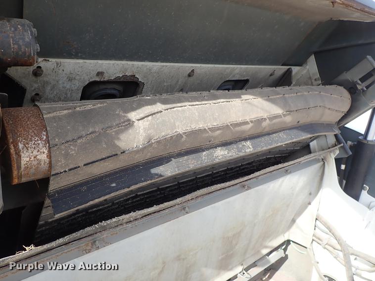 image for item DF1071 2012 Elgin Pelican NP street sweeper