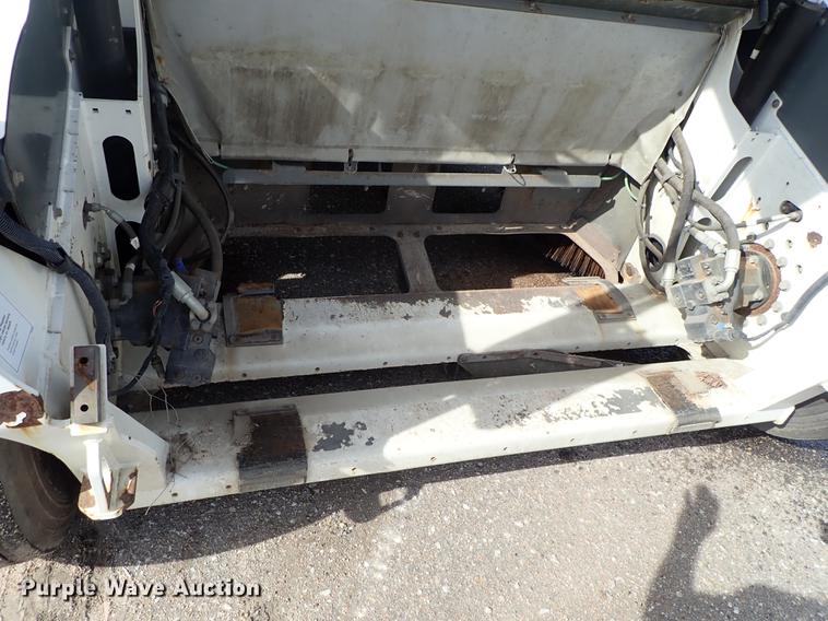 image for item DF1071 2012 Elgin Pelican NP street sweeper