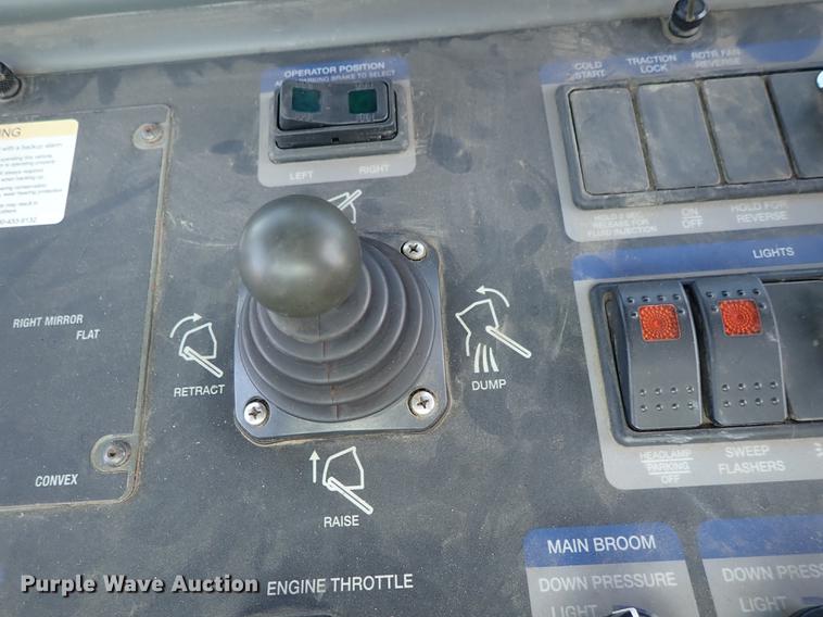 image for item DF1071 2012 Elgin Pelican NP street sweeper