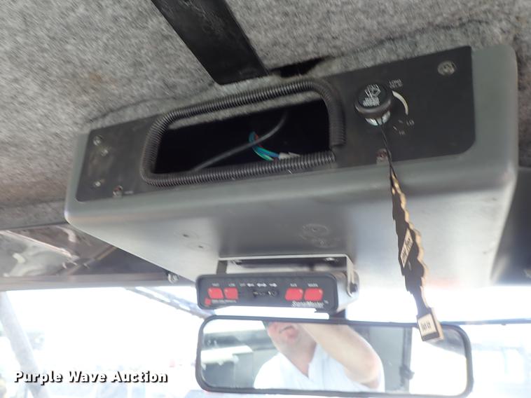 image for item DF1071 2012 Elgin Pelican NP street sweeper